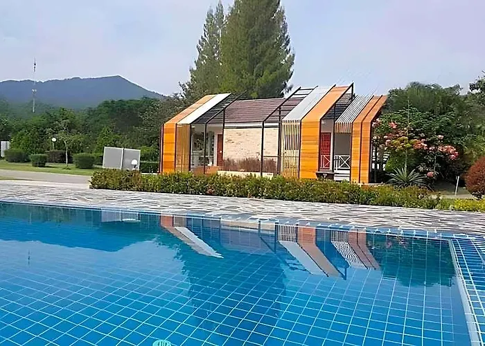 Tanaosri & Creekside Hotel 2*