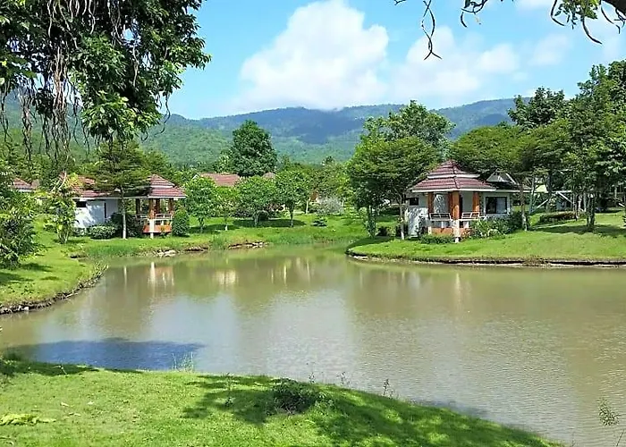 Hotel Tanaosri & Creekside 2*