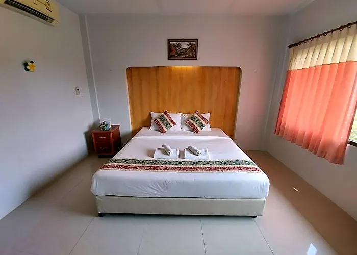 Hotel Tanaosri & Creekside Ban Bo (Ratchaburi)
