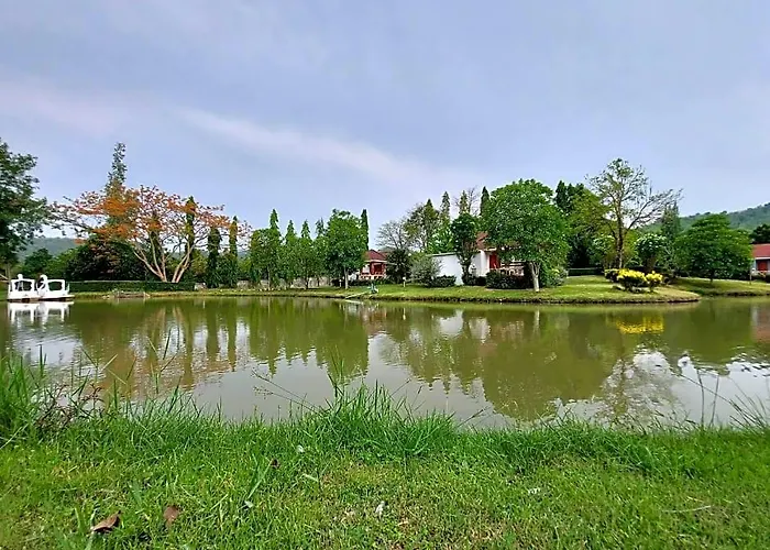 Tanaosri & Creekside Ban Bo (Ratchaburi)