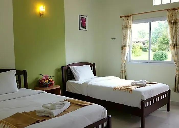 Hotel Tanaosri & Creekside Ban Bo (Ratchaburi)
